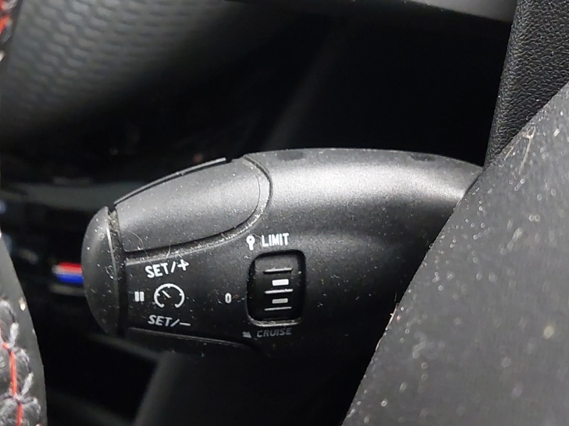 Used Peugeot 2008 2017 for sale - 76560432: Photo 17