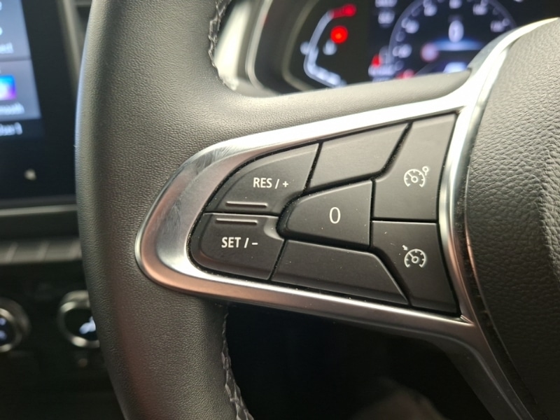 Used Renault Captur 2023 for sale - 78079495: Photo 16