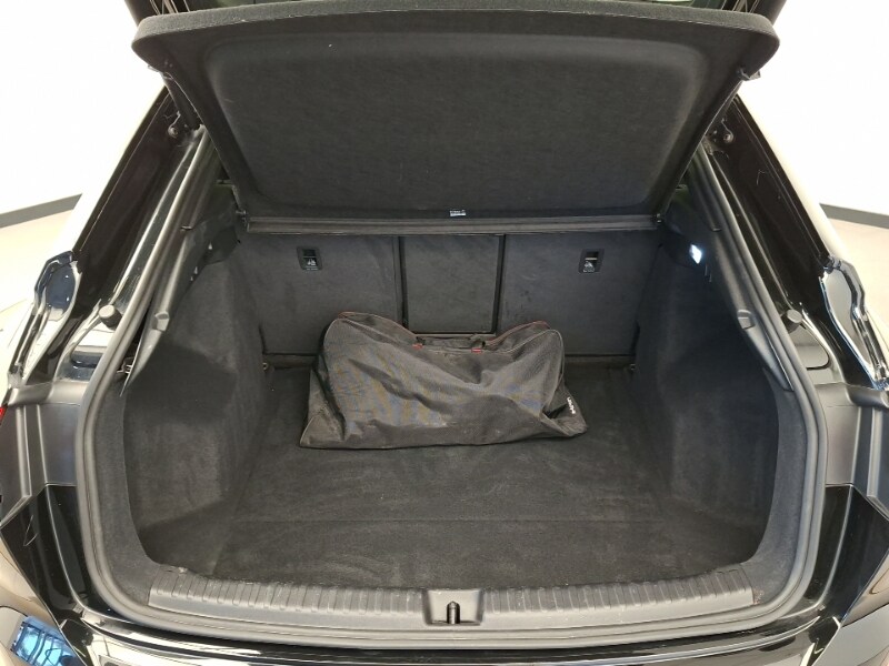 Used Audi Q4 e-tron 2024 for sale - 77816182: Photo 8