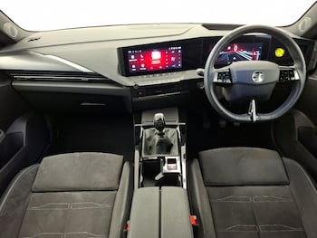 Used Vauxhall Astra 2024 for sale - 78494150: Photo
