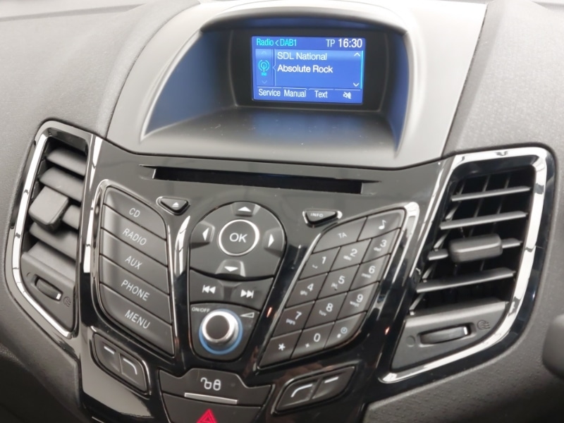 Used Ford Fiesta 2016 for sale - 76736987: Photo 14