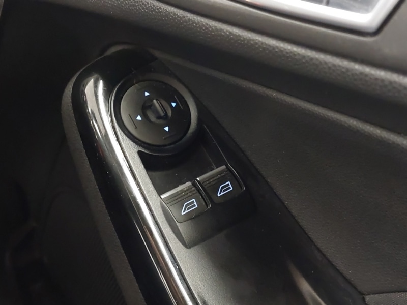 Used Ford Fiesta 2016 for sale - 76736987: Photo 17