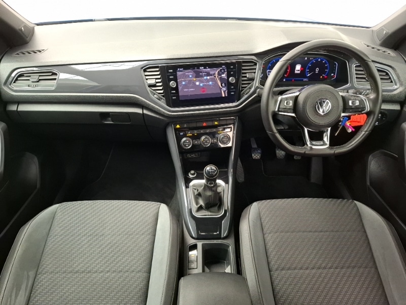 Used Volkswagen T-Roc 2018 for sale - 77526637: Photo 2