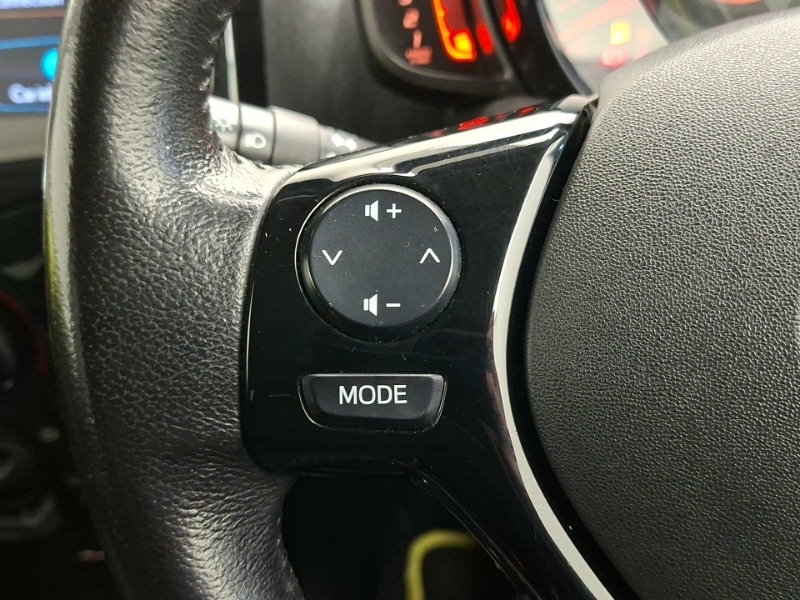 Used Toyota AYGO 2017 for sale - 77630201: Photo 16