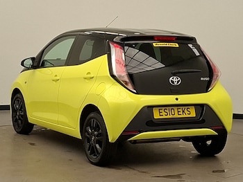 Used Toyota AYGO 2017 for sale - 77630201: Photo