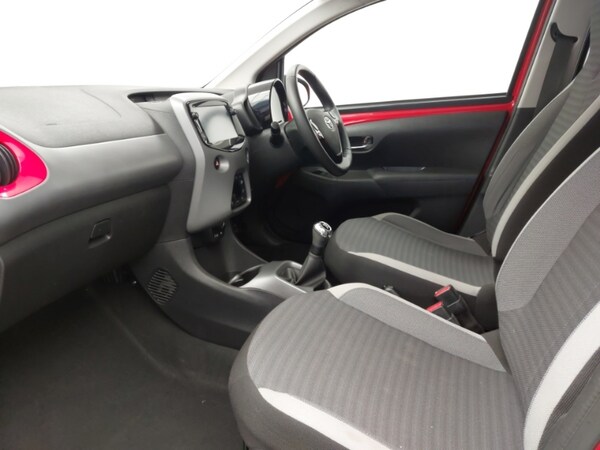 Used Toyota AYGO 2020 for sale - 76052195: Photo 5