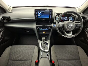 Used Toyota Yaris Cross 2023 for sale - 77736606: Photo