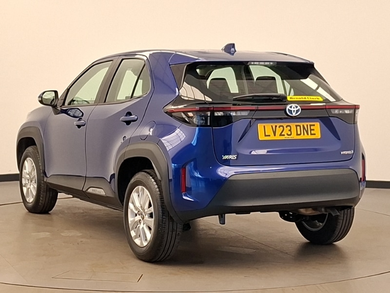 Used Toyota Yaris Cross 2023 for sale - 77736606: Photo 3