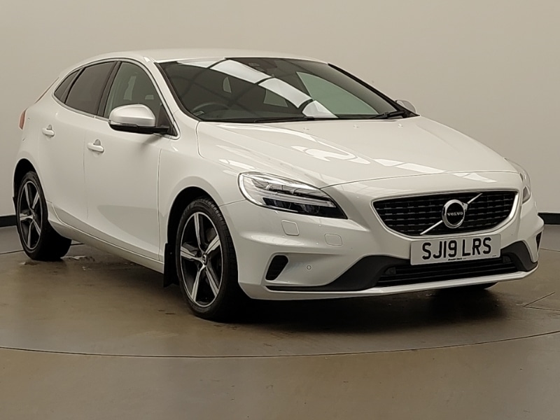 Used Volvo V40 2019 for sale - 76518789: Photo 1