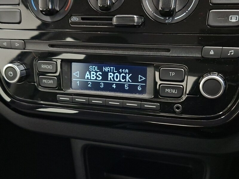 Used Volkswagen up! 2015 for sale - 77183684: Photo 13