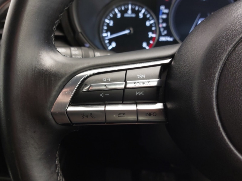 Used Mazda Mazda3 2023 for sale - 76309065: Photo 17