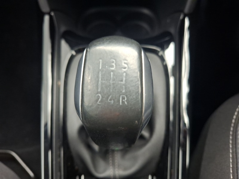 Used Peugeot 2008 2016 for sale - 77988021: Photo 12