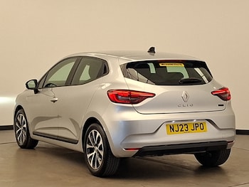 Used Renault Clio 2023 for sale - 78706710: Photo