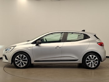 Used Renault Clio 2023 for sale - 78706710: Photo