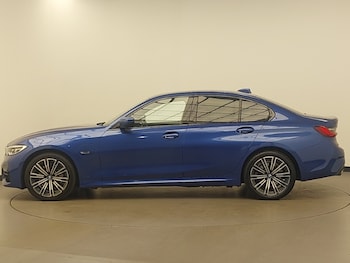 Used BMW 3 Series 2022 for sale - 76459770: Photo