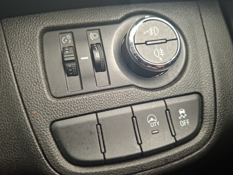 Used Vauxhall Viva 2018 for sale - 78040733: Photo 18