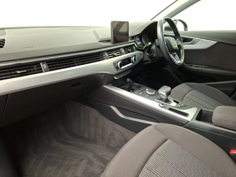 Used Audi A4 2019 for sale - 77832182: Photo 5