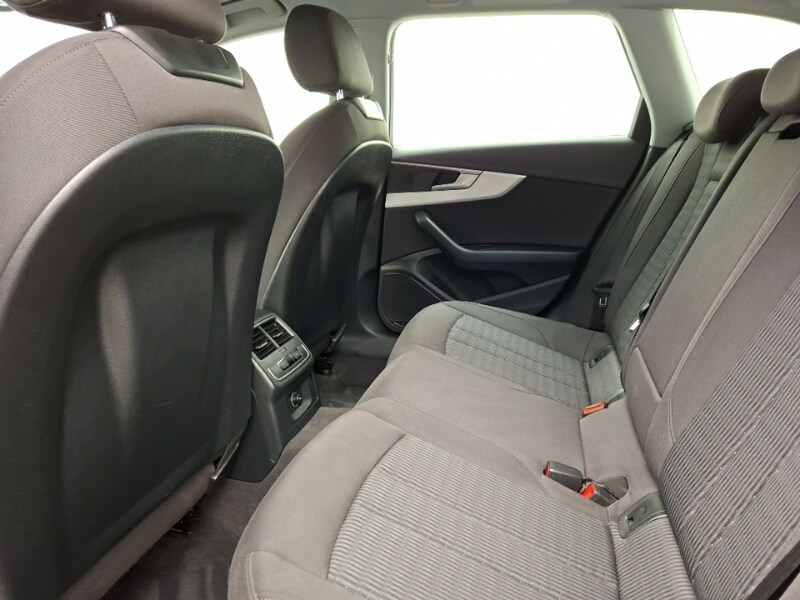 Used Audi A4 2019 for sale - 77832182: Photo 6