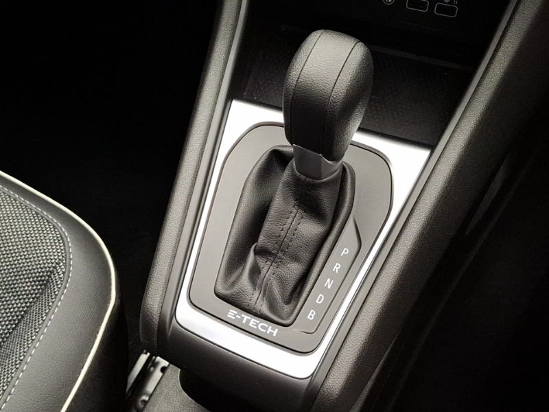 Used Renault Captur 2023 for sale - 77536651: Photo 16