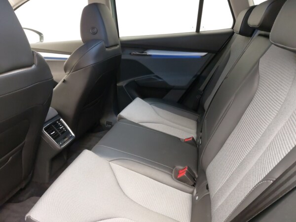 Used Skoda Enyaq 2024 for sale - 76221241: Photo 6