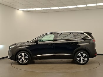 Used Peugeot 5008 2023 for sale - 78563667: Photo