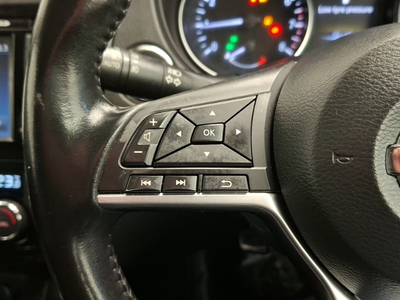 Used Nissan Qashqai 2017 for sale - 77223488: Photo 17