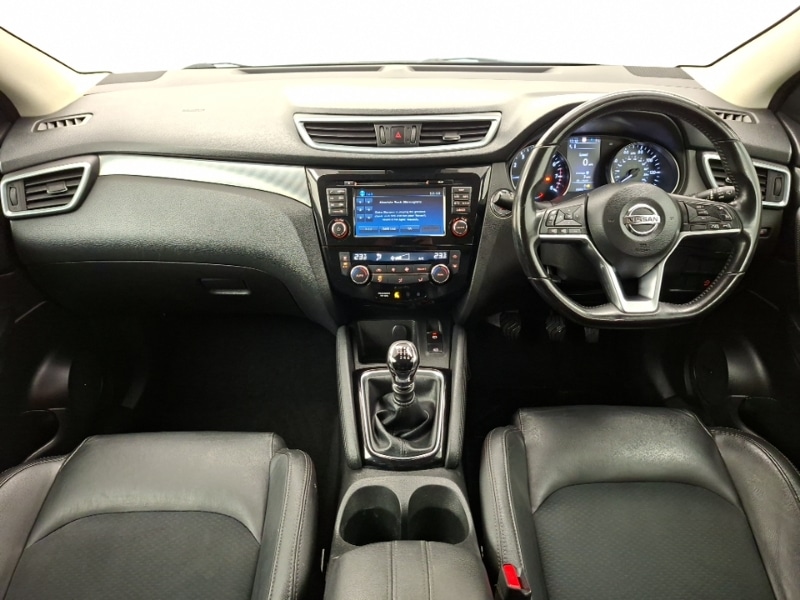 Used Nissan Qashqai 2017 for sale - 77223488: Photo 2