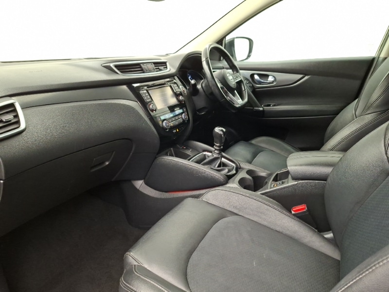 Used Nissan Qashqai 2017 for sale - 77223488: Photo 5