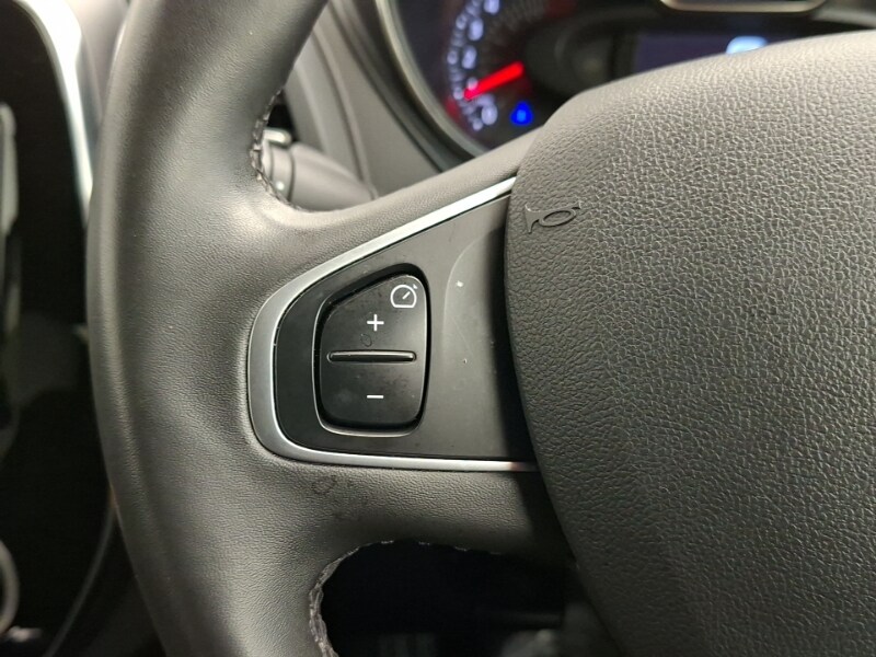 Used Renault Captur 2019 for sale - 77352677: Photo 17