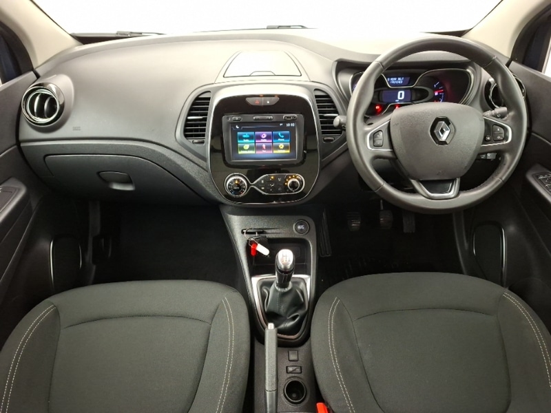 Used Renault Captur 2019 for sale - 77352677: Photo 2