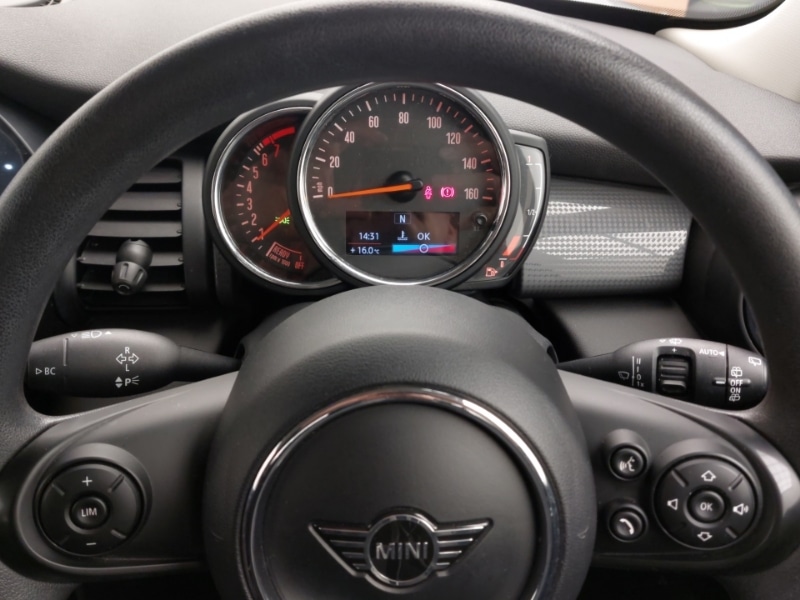 Used MINI Hatch 2019 for sale - 76885467: Photo 19