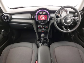 Used MINI Hatch 2019 for sale - 76885467: Photo