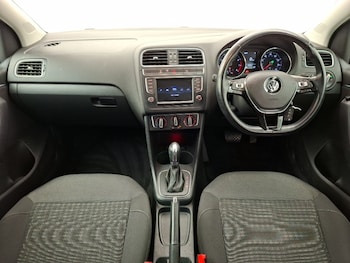 Used Volkswagen Polo 2017 for sale - 78230319: Photo