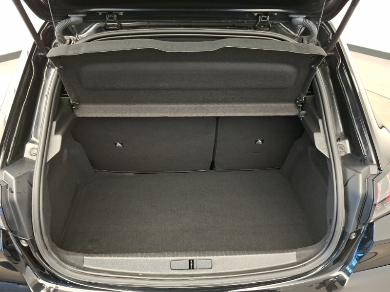 Used Peugeot 208 2022 for sale - 77169066: Photo 8