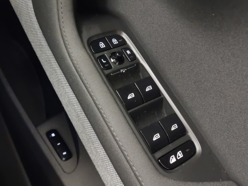 Used Polestar Polestar 2 2023 for sale - 76199515: Photo 18