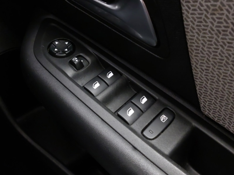 Used Citroen C4 2023 for sale - 76954826: Photo 18