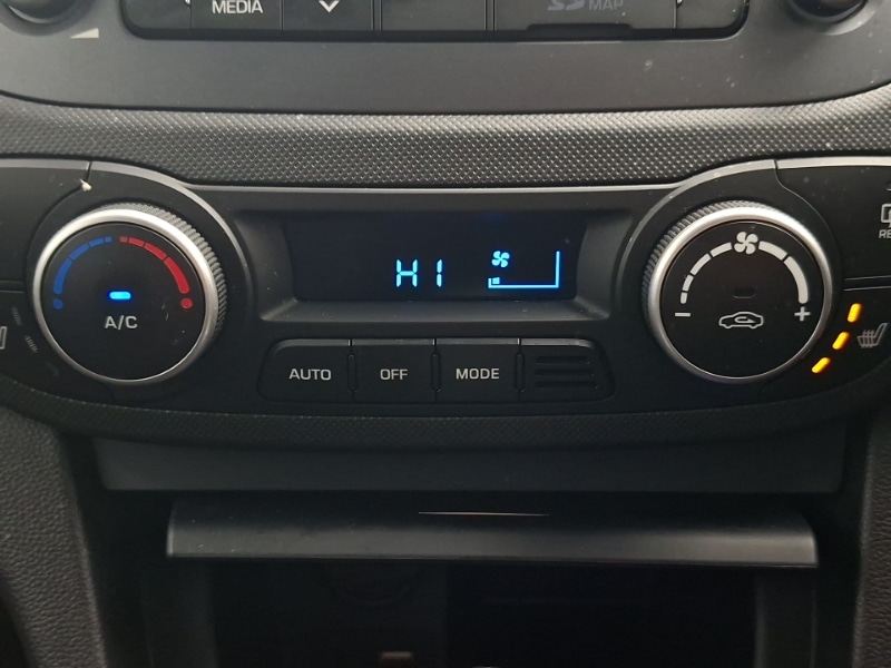 Used Hyundai i10 2019 for sale - 78113001: Photo 14