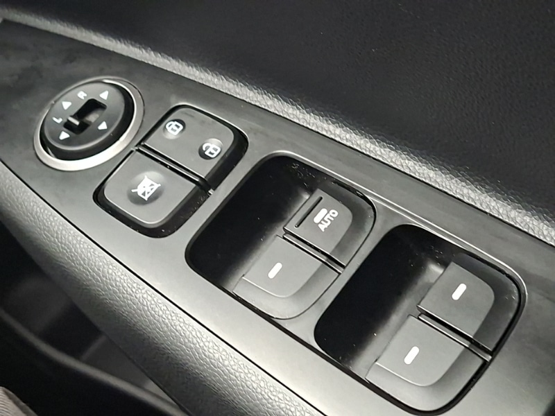 Used Hyundai i10 2019 for sale - 78113001: Photo 19