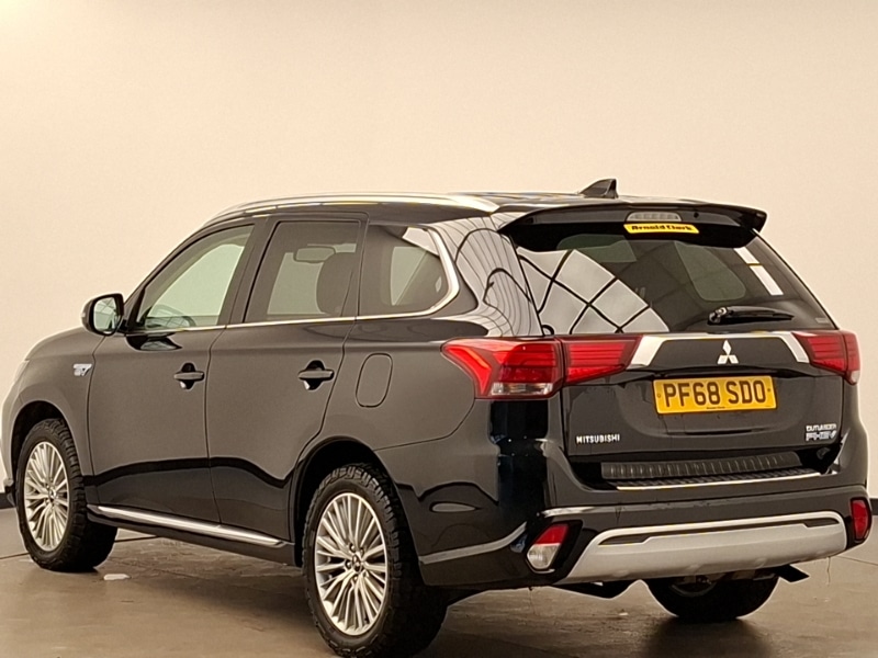 Used Mitsubishi Outlander 2018 for sale - 77031869: Photo 3