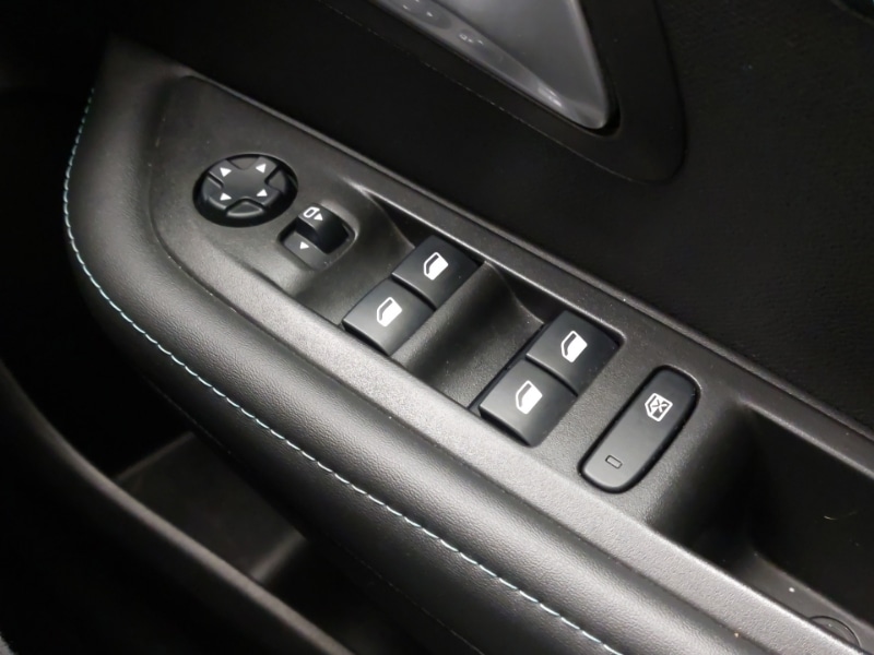 Used Peugeot 208 2020 for sale - 76614132: Photo 18