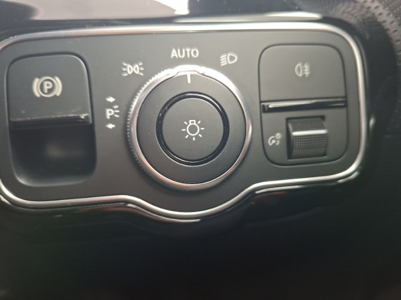 Used Mercedes-Benz A-Class 2020 for sale - 78005912: Photo 18