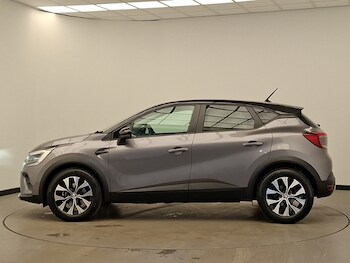 Used Renault Captur 2023 for sale - 78455355: Photo