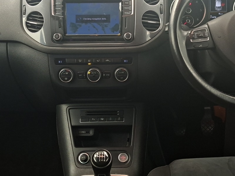 Used Volkswagen Tiguan 2016 for sale - 77975019: Photo 10