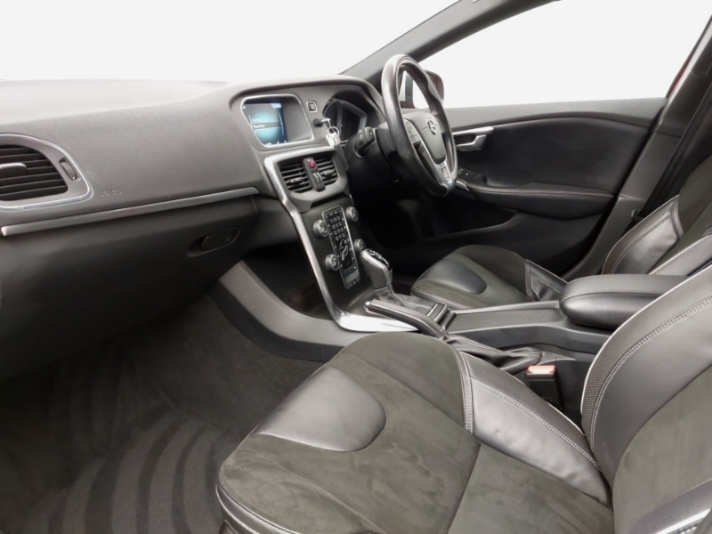 Used Volvo V40 2016 for sale - 76834295: Photo 5