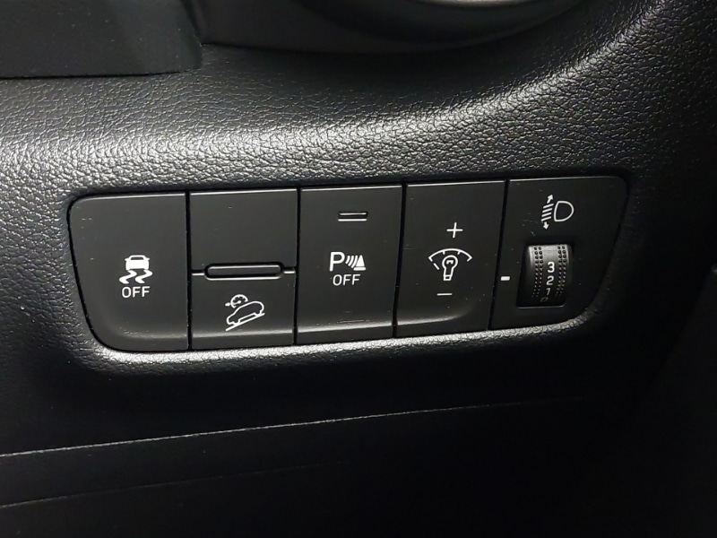 Used Hyundai KONA 2021 for sale - 76683614: Photo 17