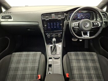 Used Volkswagen Golf 2019 for sale - 78774066: Photo