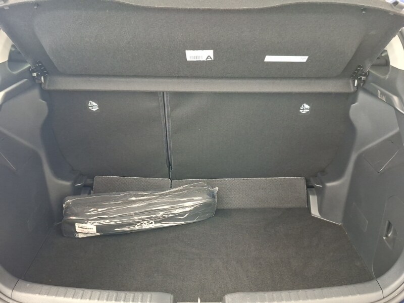 Used Toyota Yaris 2023 for sale - 78125810: Photo 8