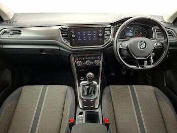 Used Volkswagen T-Roc 2019 for sale - 77517897: Photo