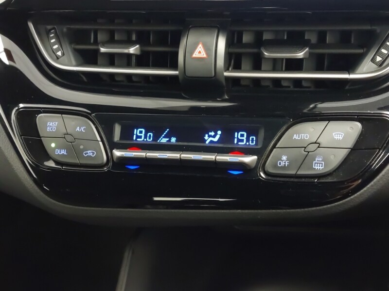 Used Toyota C-HR 2018 for sale - 76656609: Photo 13