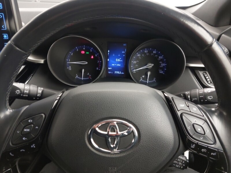 Used Toyota C-HR 2018 for sale - 76656609: Photo 19